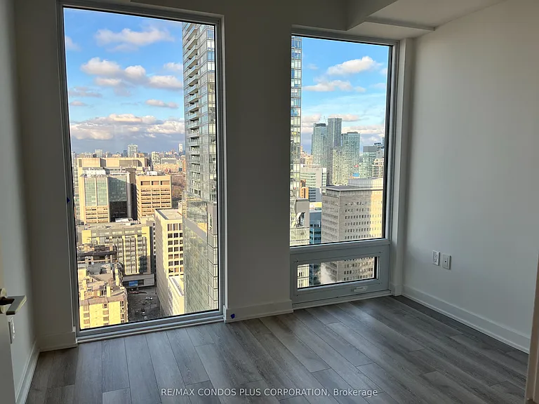238 Simcoe St #3302 — Photo 3