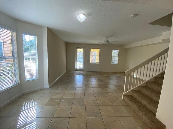 4th image of 1564 Napoli Dr
