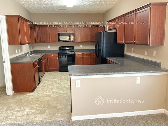 3rd image of 1015 City Park Dr