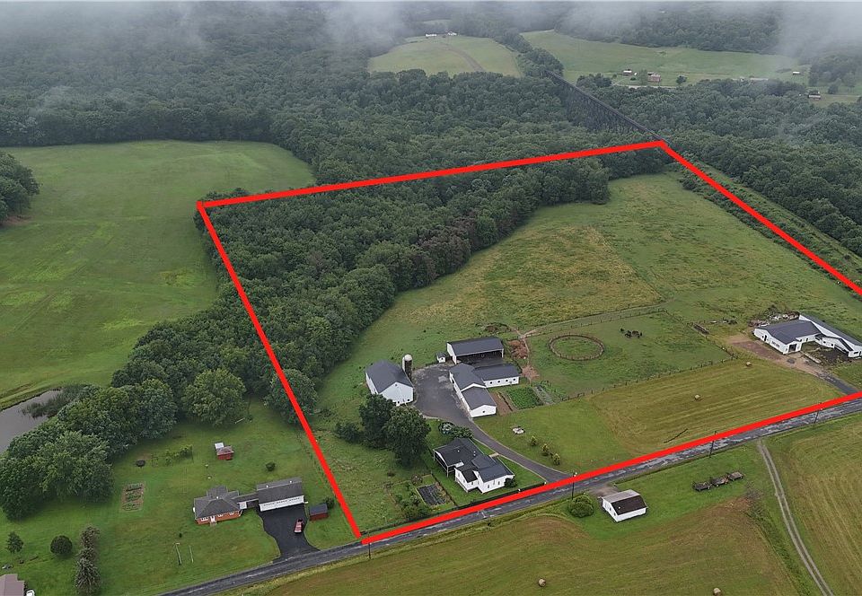 1st image of 524 Barton Chapel Rd