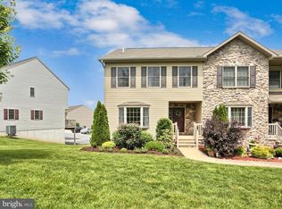 1256 Overlook Rd, Middletown, PA 17057