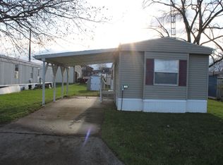 642 E Main St #2, Saint Henry, OH 45883