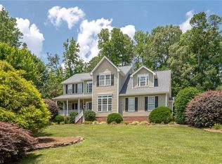 8414 Chartwell Dr, Oak Ridge, NC 27310