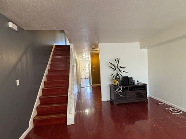 222 Pond Way FLOOR 2