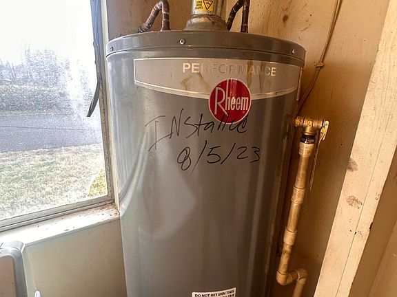 5th image of 104 Cisco Rd