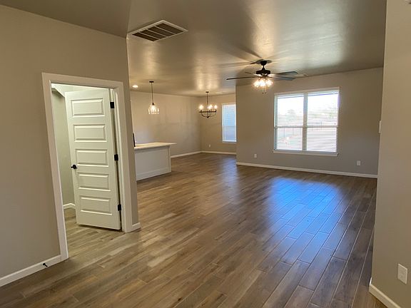 Living Room
Door to Laundry (On the Left)
