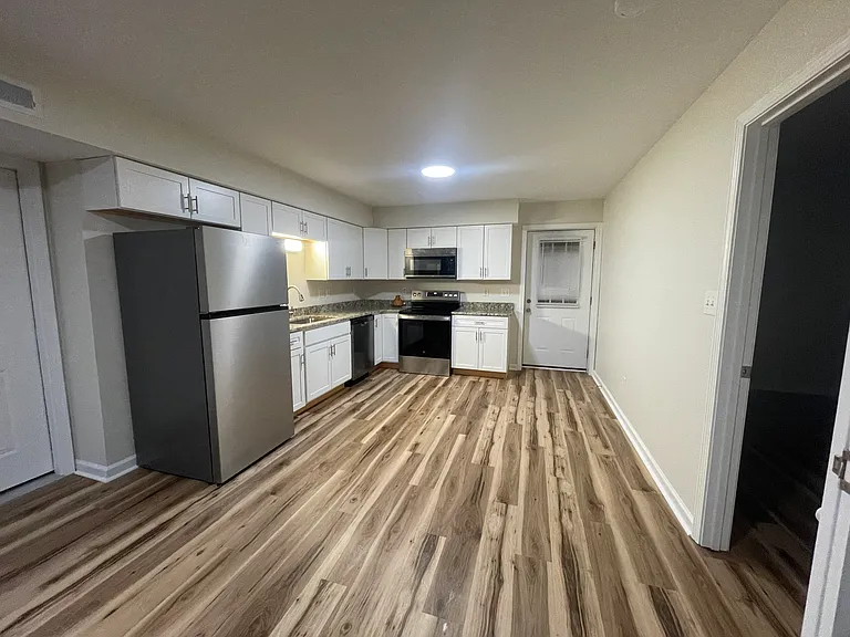 Boxwood Pl NW — Photo 4