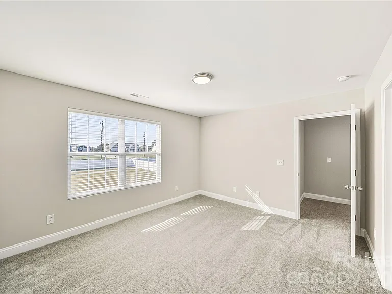 11507 Valley Oaks Ln — Photo 22