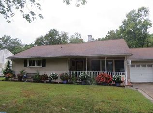 42 W Woodcrest Ave, Maple Shade, NJ 08052