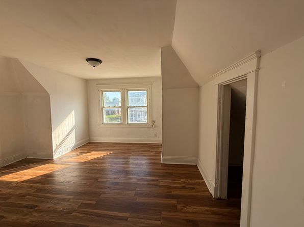 815 Walnut St #2