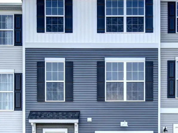 12425 Jackson Ave, Waynesboro, PA 17268