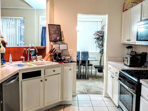 3rd image of 7318 Grandview Ct #3