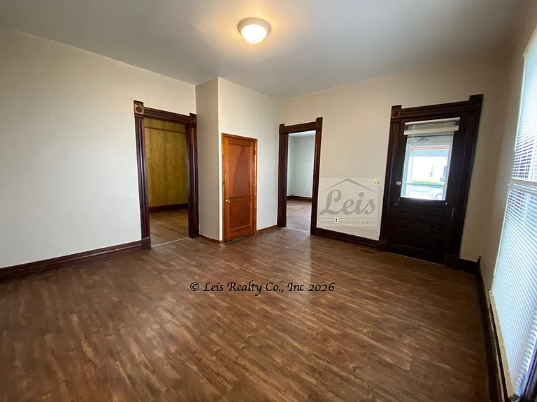 222 N Main St — Photo 3
