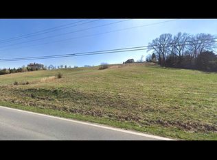 1 Middle Creek Rd, Sevierville, TN 37862