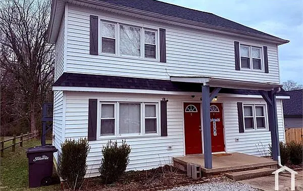 2 bed, $1,300 — Photo 2