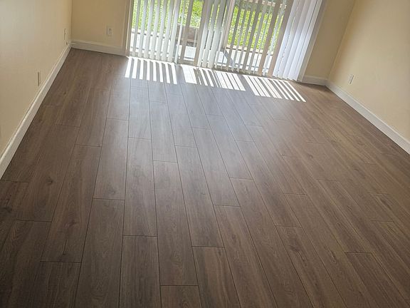4th image of 1501 Crescent Cir APT B12