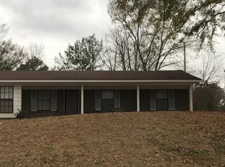 840 White Cir, Grenada, MS 38901