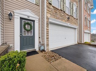 102 Alderwood Dr, Greensburg, PA 15601