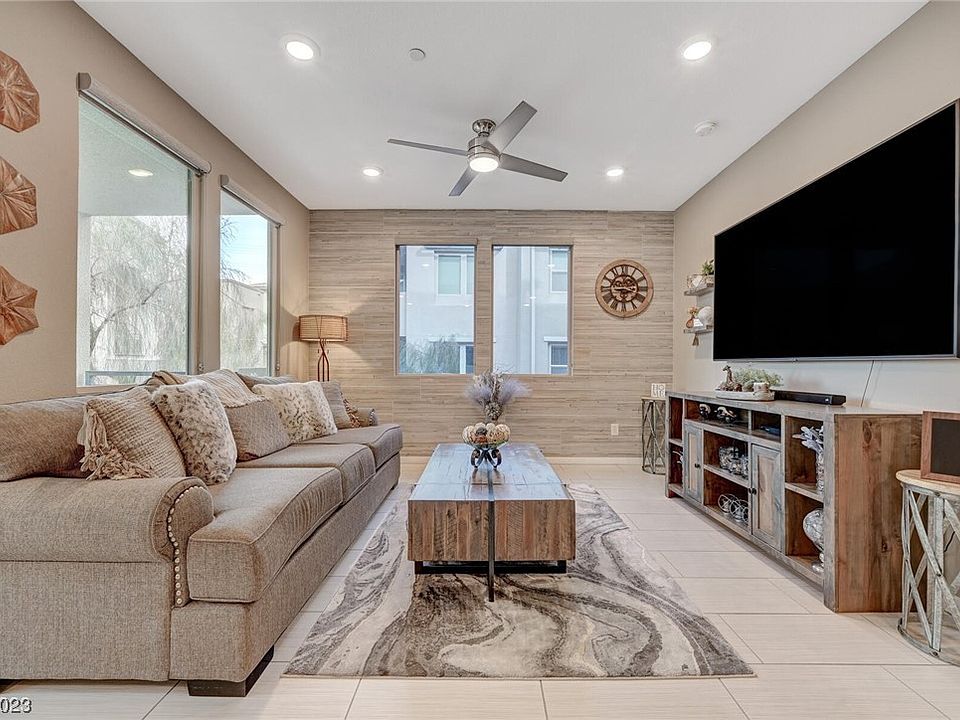 1st image of 11256 Rainbow Peak Ave #205