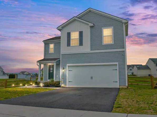 13 Skytop Ct, Bernville, PA 19506