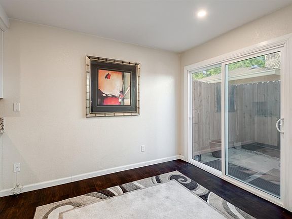 5th image of 5728 Shadow Creek Dr APT 2
