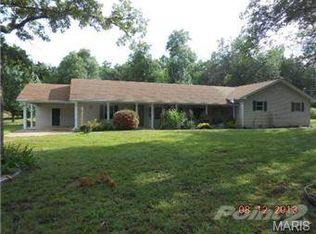 11618 New Diggins Rd, Mineral Point, MO 63660