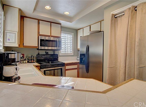 Kitchen with Laundry closet