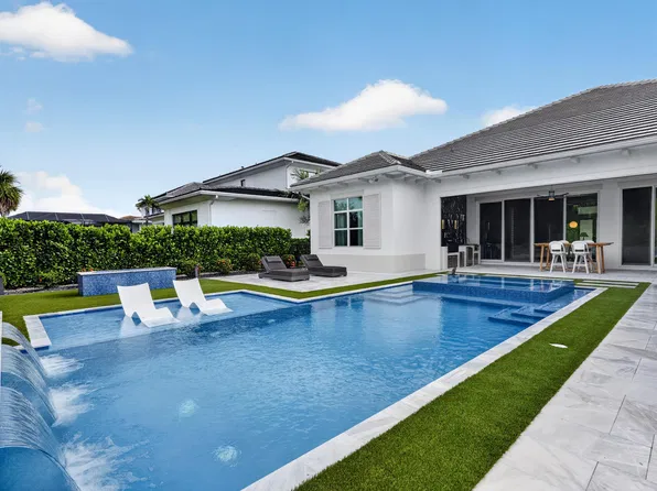 9372 Coral Isles Circle, Palm Beach Gardens, FL 33412