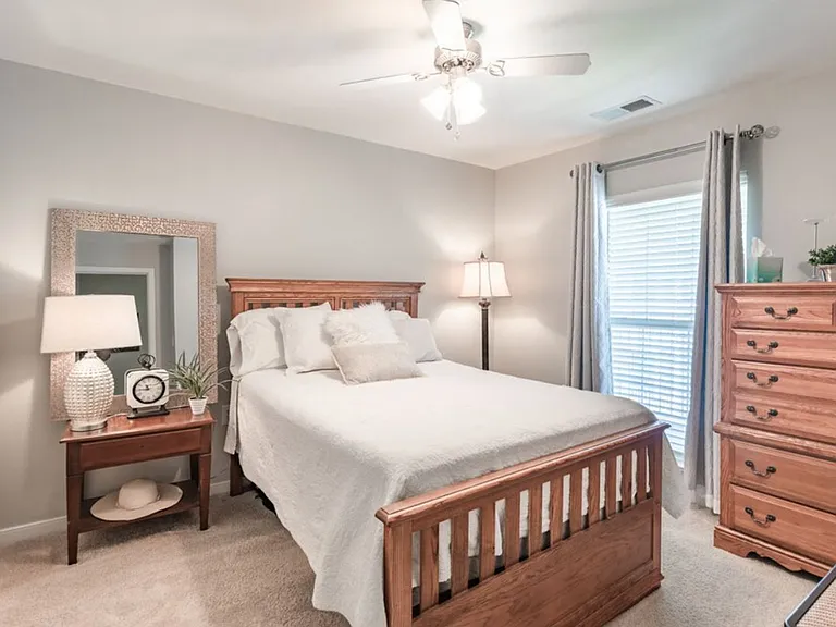 1056 Centerbrooke Ln — Photo 11