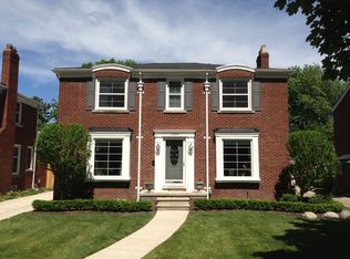 1384 Audubon Rd, Grosse Pointe Park, MI 48230