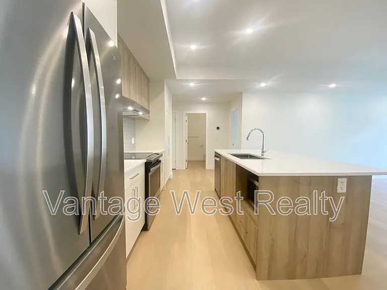 767 Deans Dr #2 — Photo 5