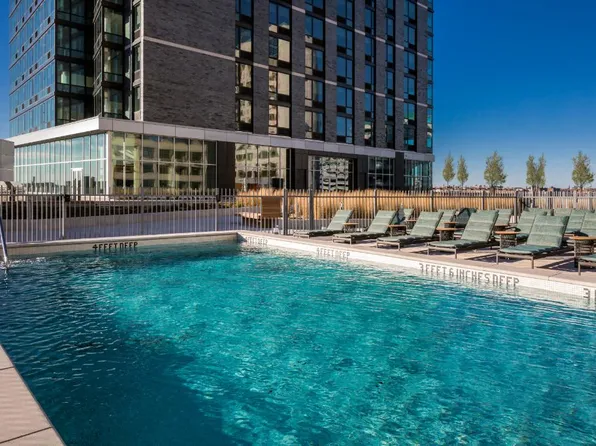 474 Warren Street image 3 of 40