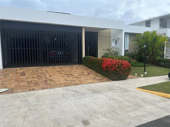 J 8 Argentina Oasis Gdns, Guaynabo, PR 00969