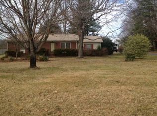 702 McCoy Rd, Reidsville, NC 27320
