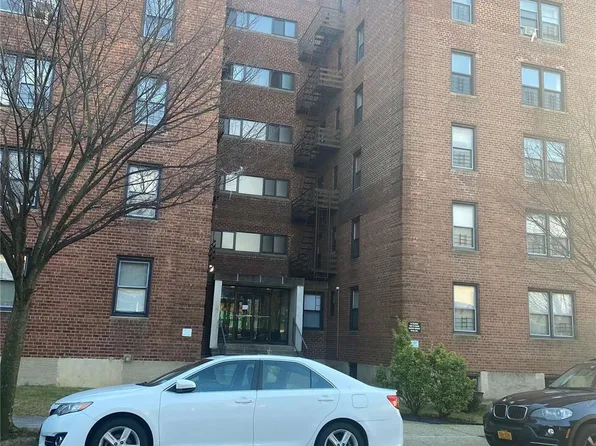 216-10 77 Avenue #6M, Bayside, NY 11364