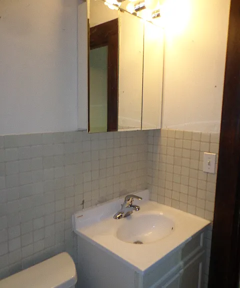 109 E Gorham St #1 — Photo 5