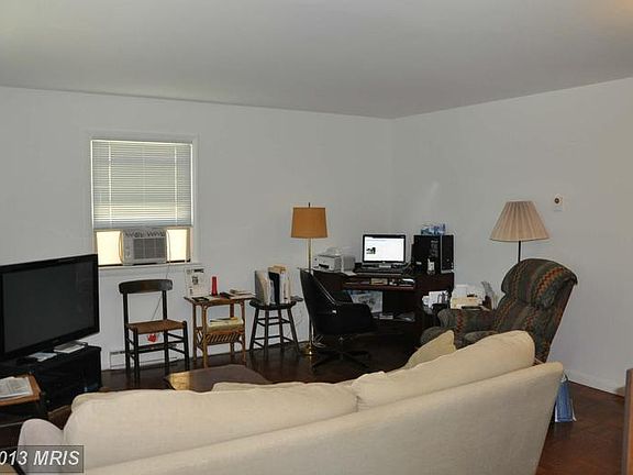 4th image of 7731 Lawrence Ave