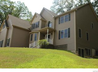 6 Spruce Hill Ct, Chester, NY 10918