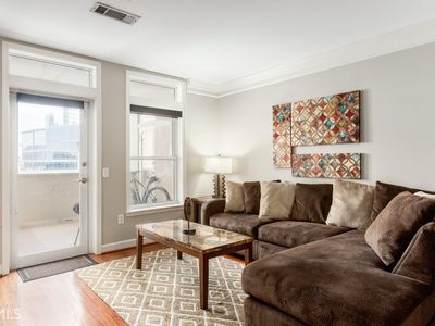 3334 Peachtree Rd NE APT 1413, Atlanta, GA, 30326