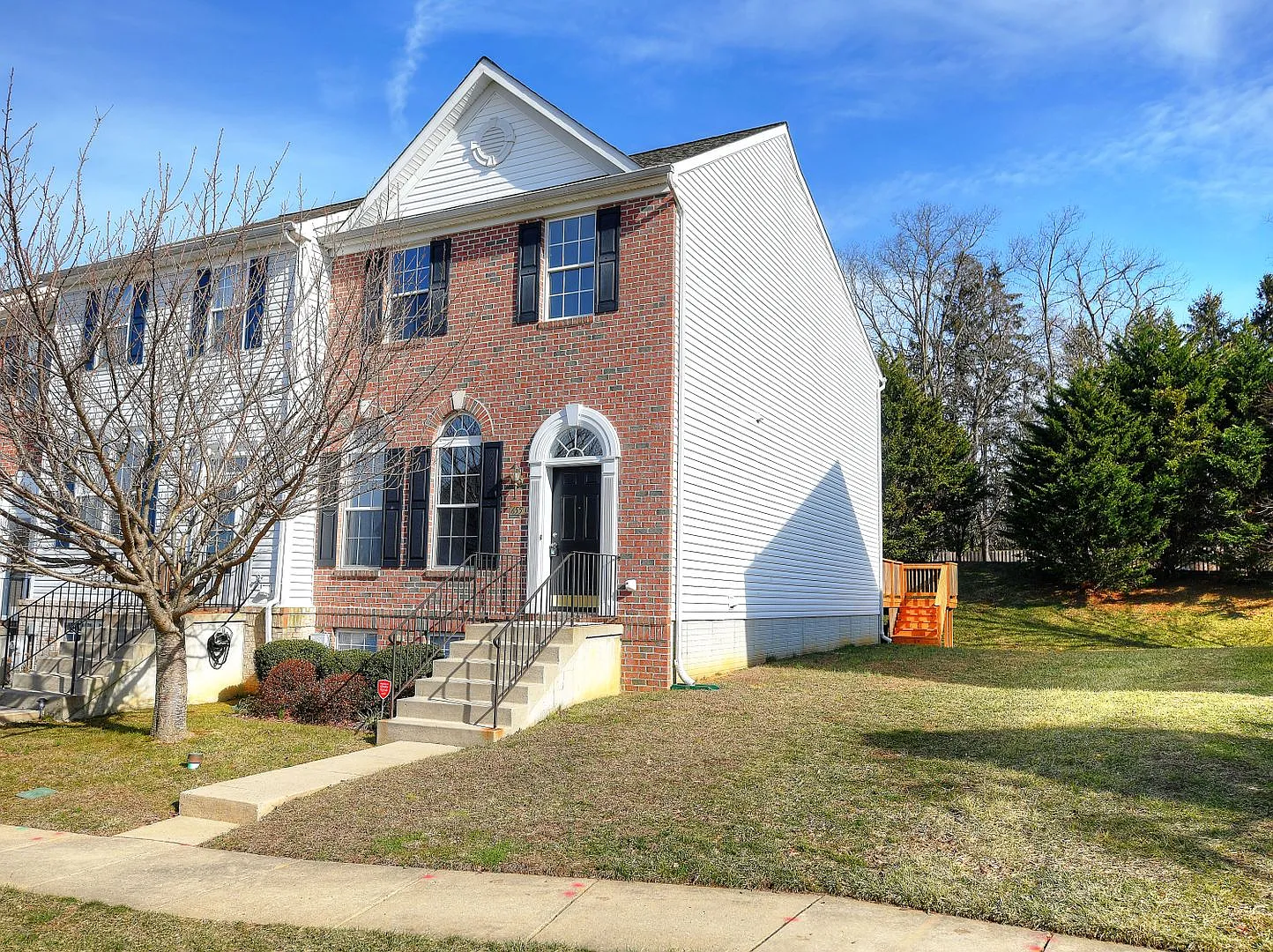 3BR/2.5BA in Abingdon Minutes to I-95, Route 24 & APG — Photo 1