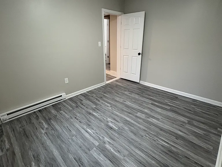 1507 Centre St #1 — Photo 7