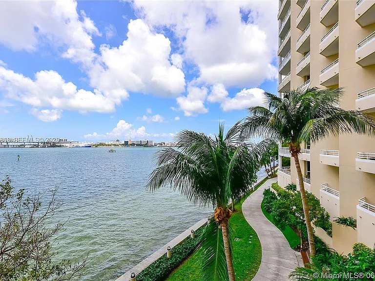 888 Brickell Key Dr #600 — Photo 3