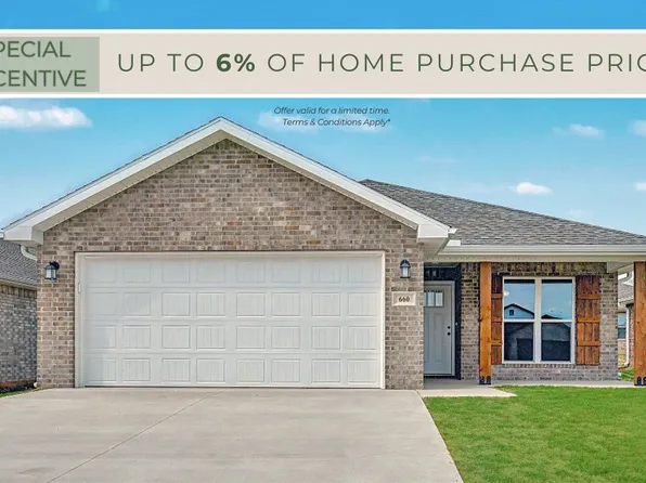 660 Marcella St, Prairie Grove, AR 72753