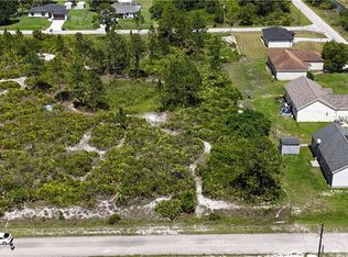 802 Lincoln Ave, Lehigh Acres, FL 33972