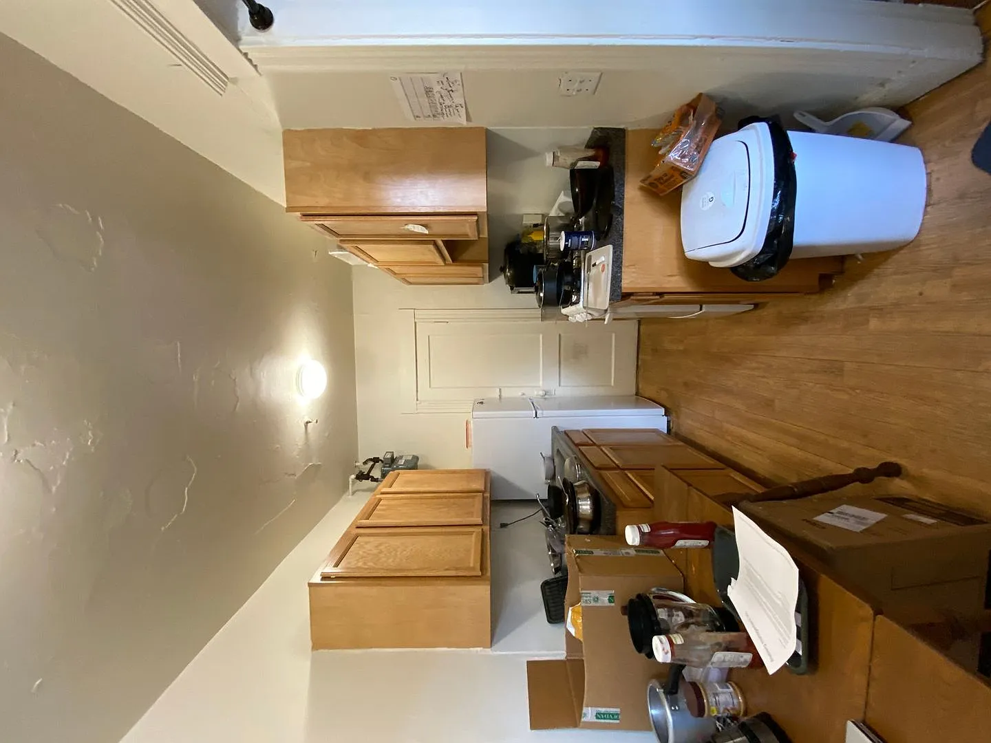 Charming 1 Bedroom — Photo 3