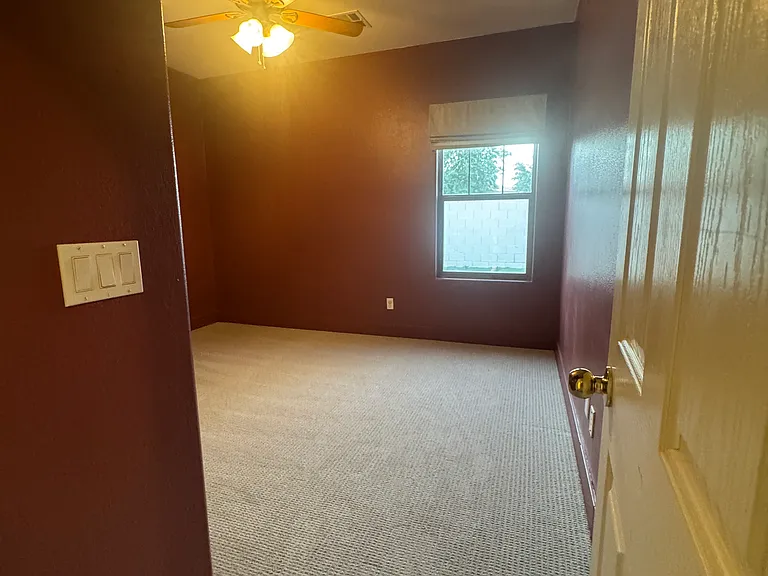 3424 E Vernon St — Photo 22