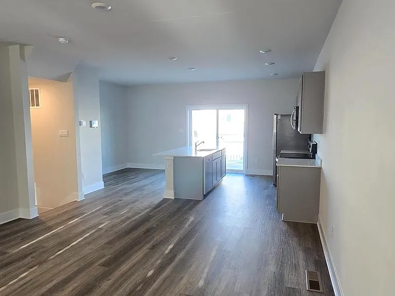 52 Aloma St — Photo 19