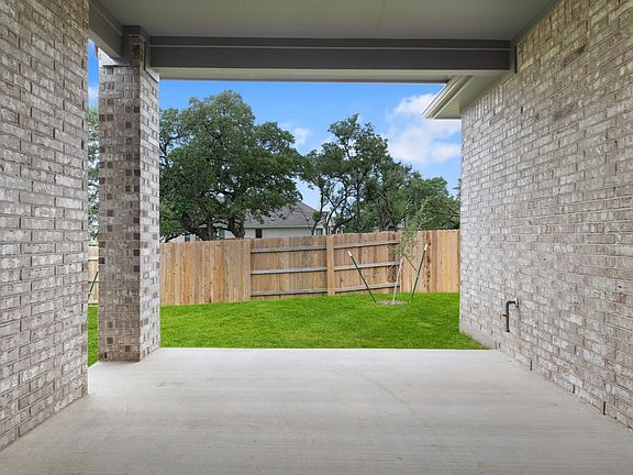 3rd image of 435 Five Mile Creek Way