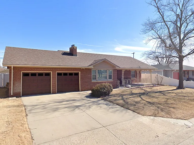 1208 Truman St — Photo 1