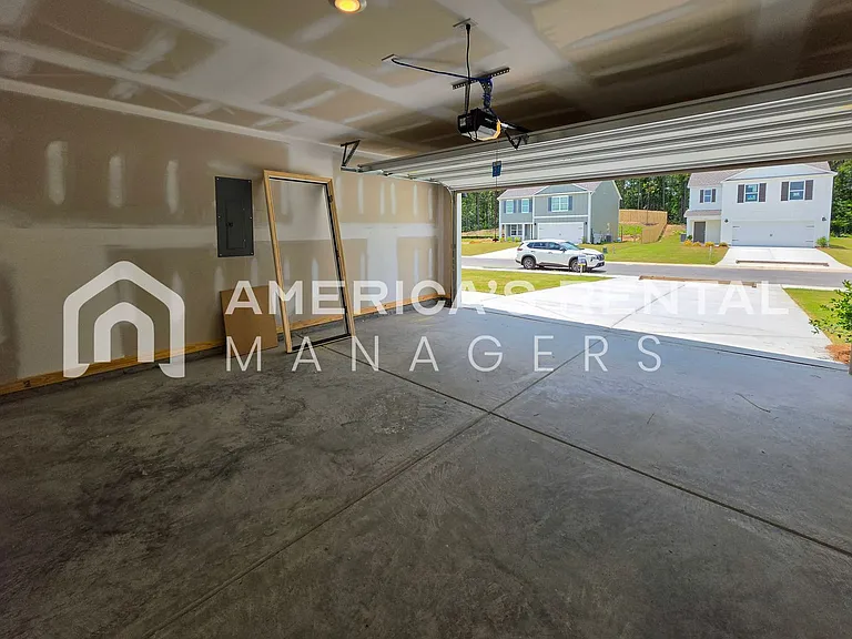 556 Saddlewood Bnd — Photo 23